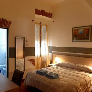 Astro Hotel Gênes